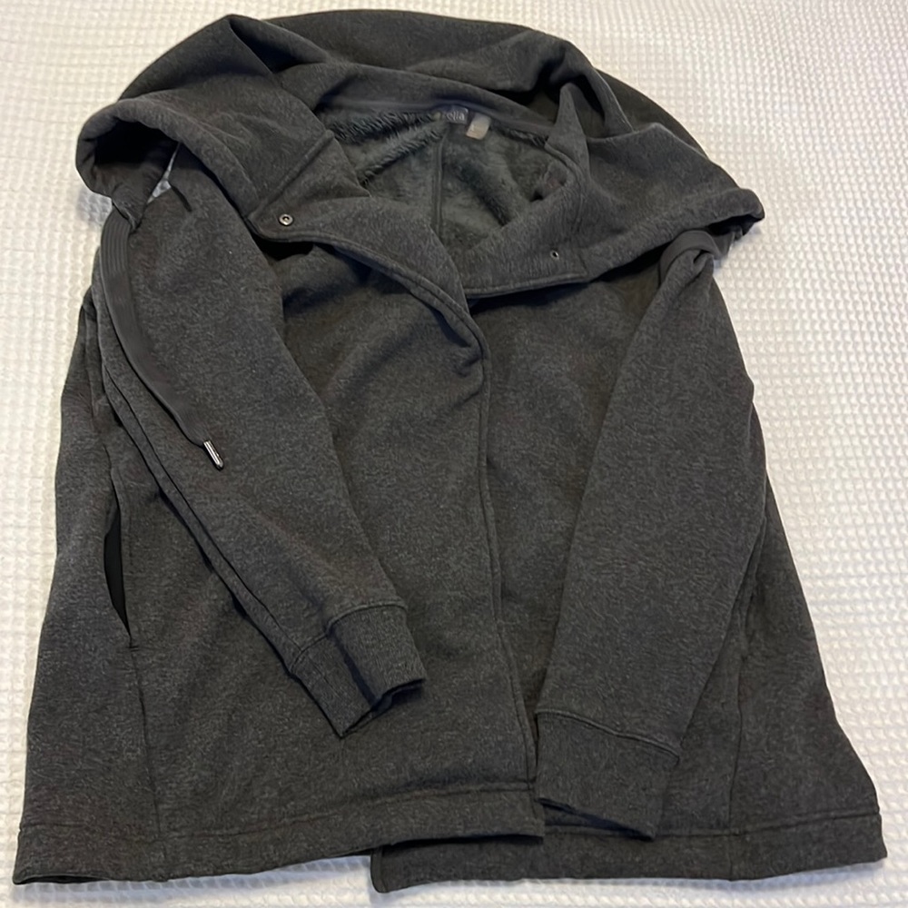 Zella sweatshirt